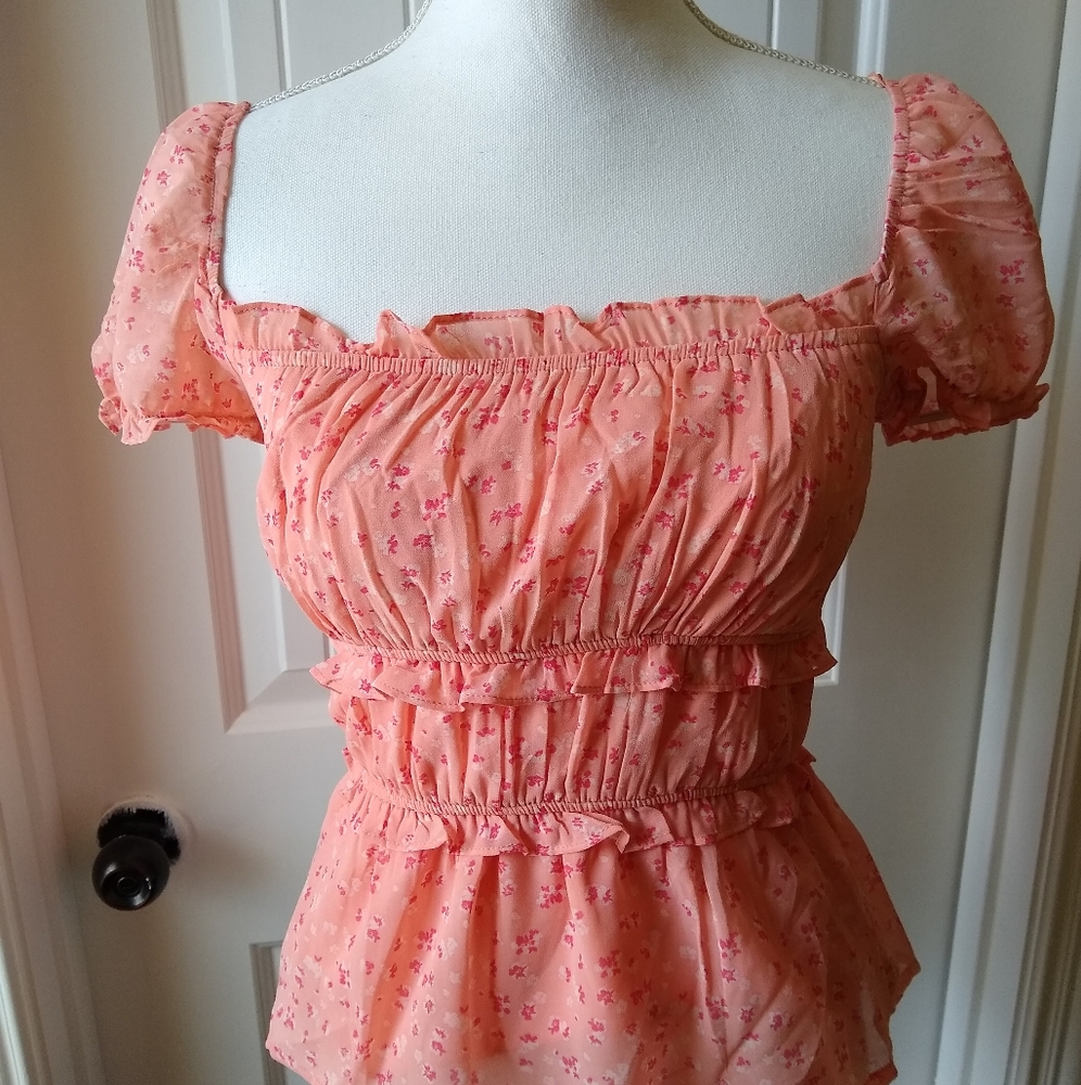 Francesca's Floral Pink Blouse - Picture 2 of 6